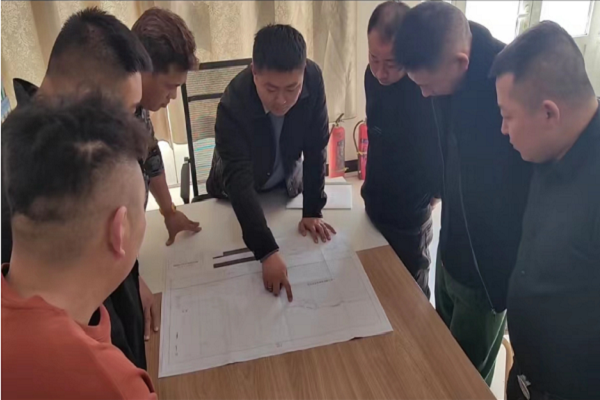 榆林分公司“师带徒”让青年员工担大任&nbsp;挑大梁.png