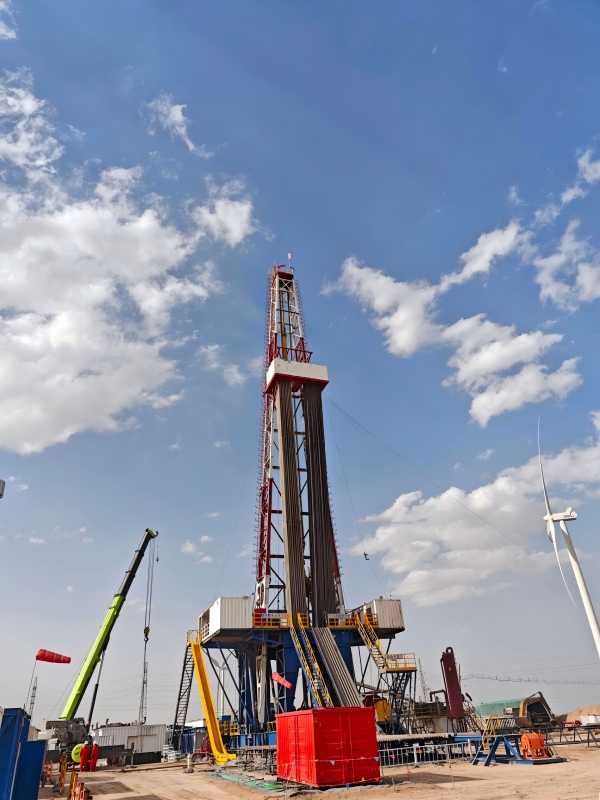 宁夏盐池县四股泉地区创世大发资源视察项目（第一批）终孔(1)(1).jpg